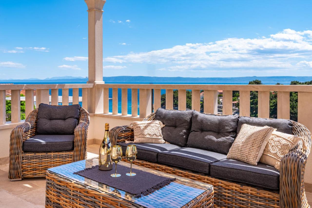 Villa Kadena - Luxury Seaside Villa With Private Heated Pool Селка Екстер'єр фото