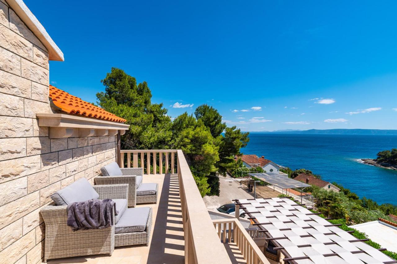 Villa Kadena - Luxury Seaside Villa With Private Heated Pool Селка Екстер'єр фото